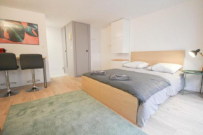 Lille Grand Place studio center